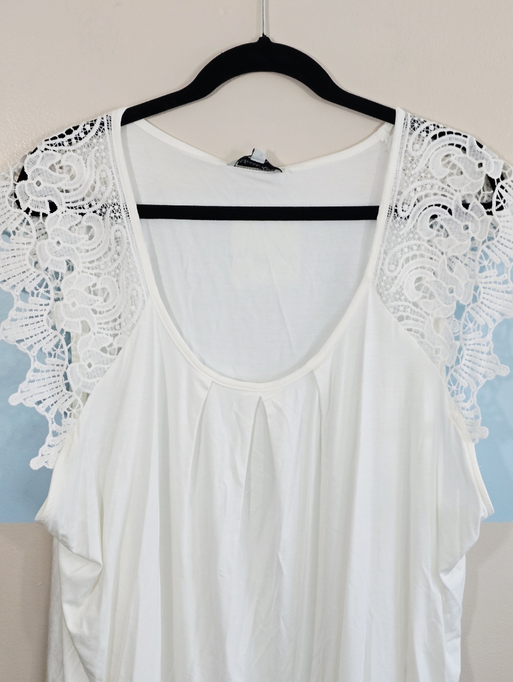 Meera Lane Plus Size White Crochet Sleeve Scoop Neck Tank Top - Picture 4 of 8